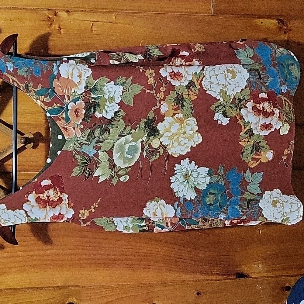 Reversible Tank Top - Picture 2 of 4